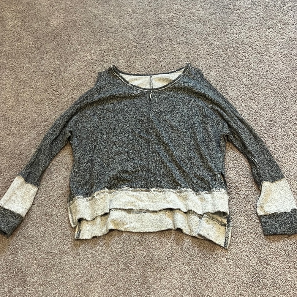 Boutique long Sleeve Sweater with Open Shoulder Details